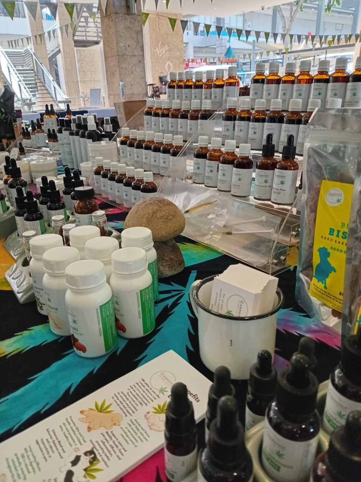 The apothecary bench